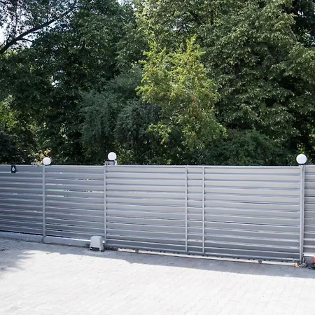 Luxurious House With Deluxe & Free Secured Parking * Sofia