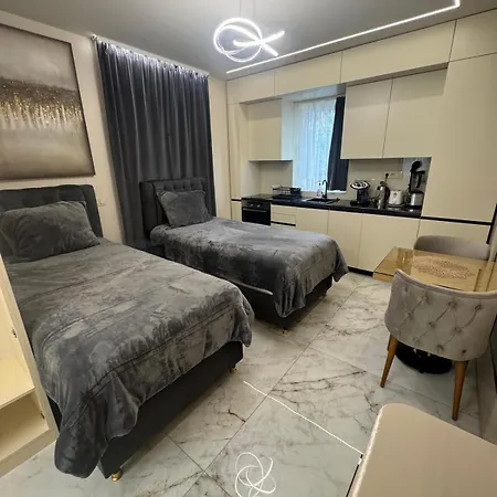 Luxurious House With Three Deluxe & Free Parking Apartment Sofia